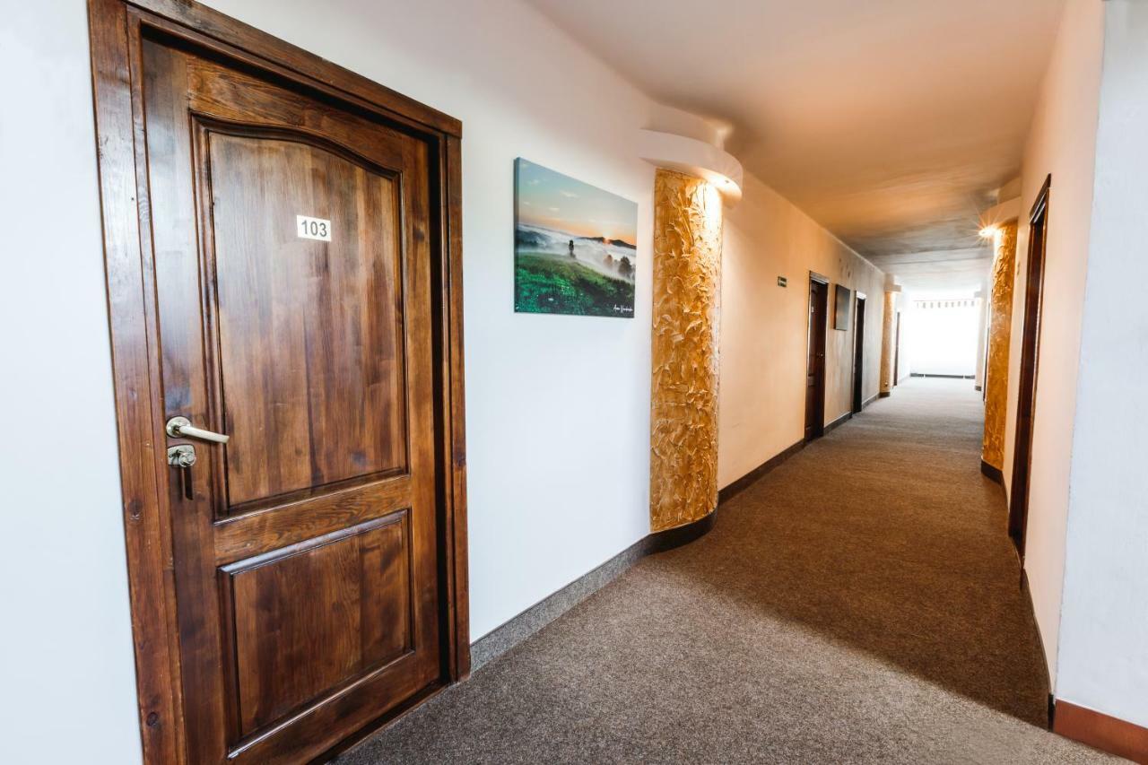Osrodek Wypoczynkowy Tarnica Bed & Breakfast Solina  Luaran gambar